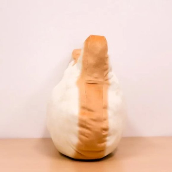 Toreba Exclusive - Cat Shaped Bread Cushion - Picture 3 of 8